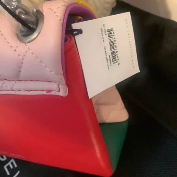 Mini Kensington Overstitch Quilted Crossbody Bag
KURT GEIGER LONDON - Picture 10 of 17